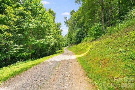 17 Mountain Gait Drive Mars Hill NC 28754