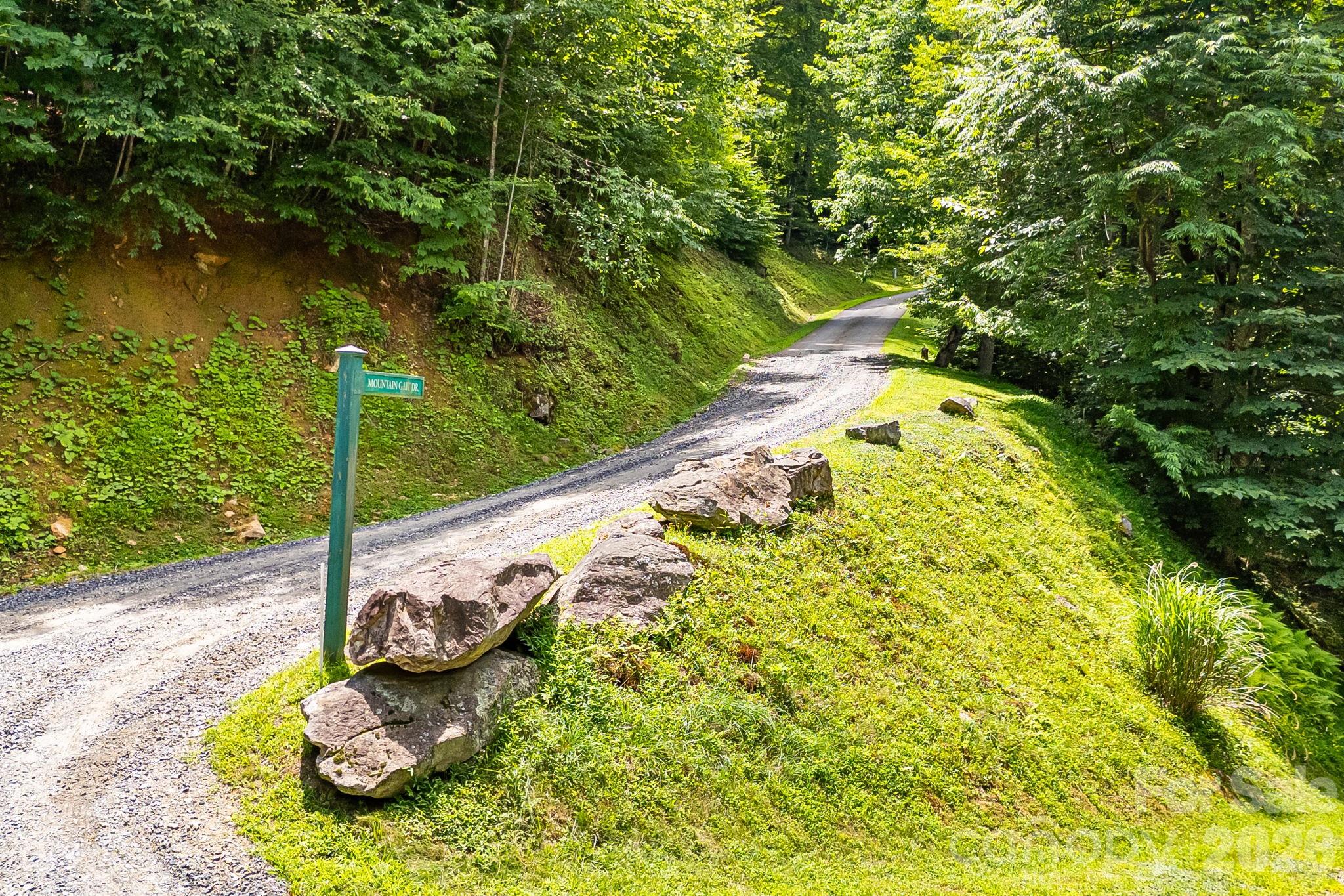 17 Mountain Gait Drive Mars Hill NC 28754