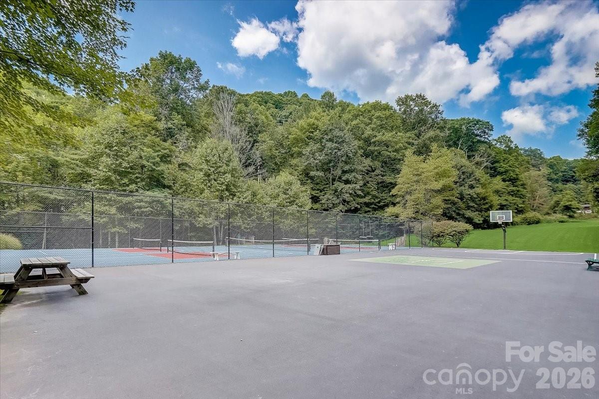 17 Mountain Gait Drive Mars Hill NC 28754