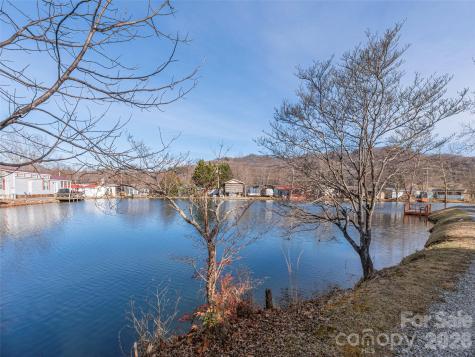 24 Aqua Vista Loop Waynesville NC 28785