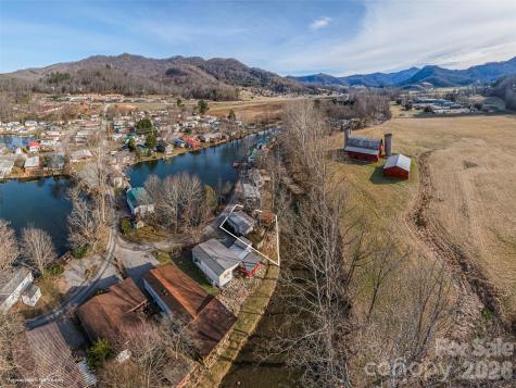 24 Aqua Vista Loop Waynesville NC 28785
