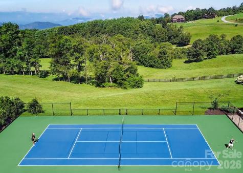4642 Bearwallow Road Hendersonville NC 28792