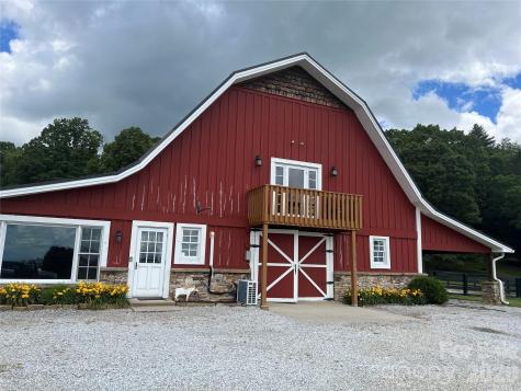 4642 Bearwallow Road Hendersonville NC 28792