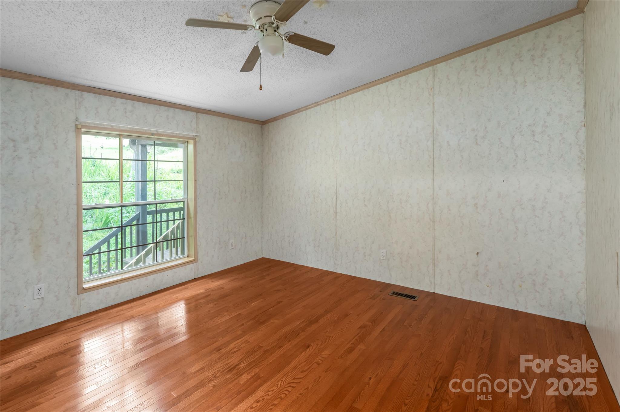 25 Elkins Branch Road Weaverville NC 28787