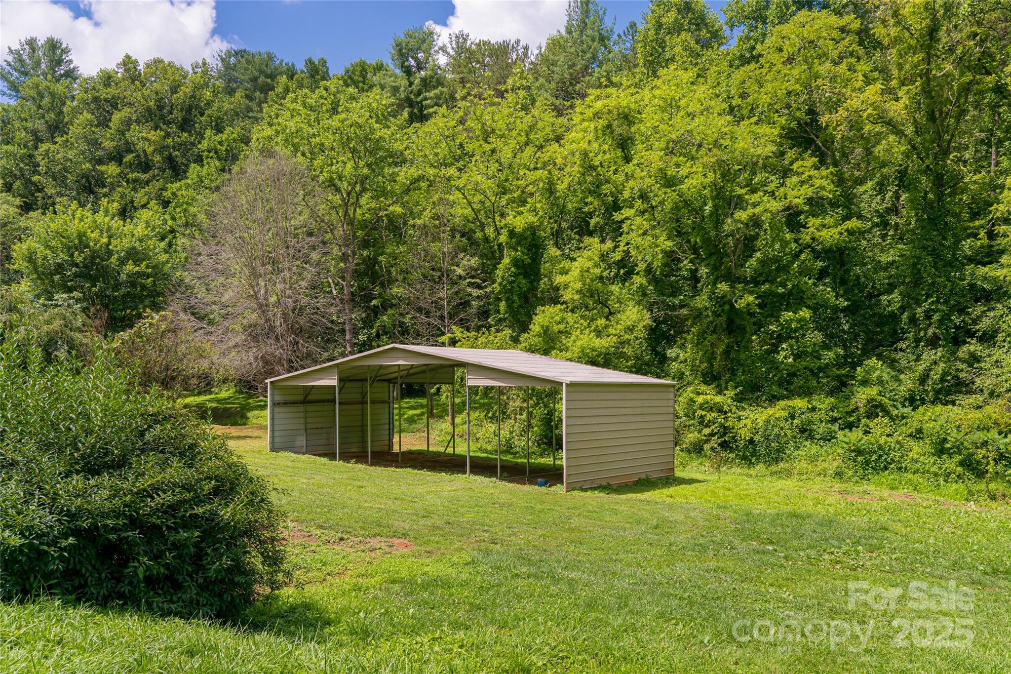 25 Elkins Branch Road Weaverville NC 28787