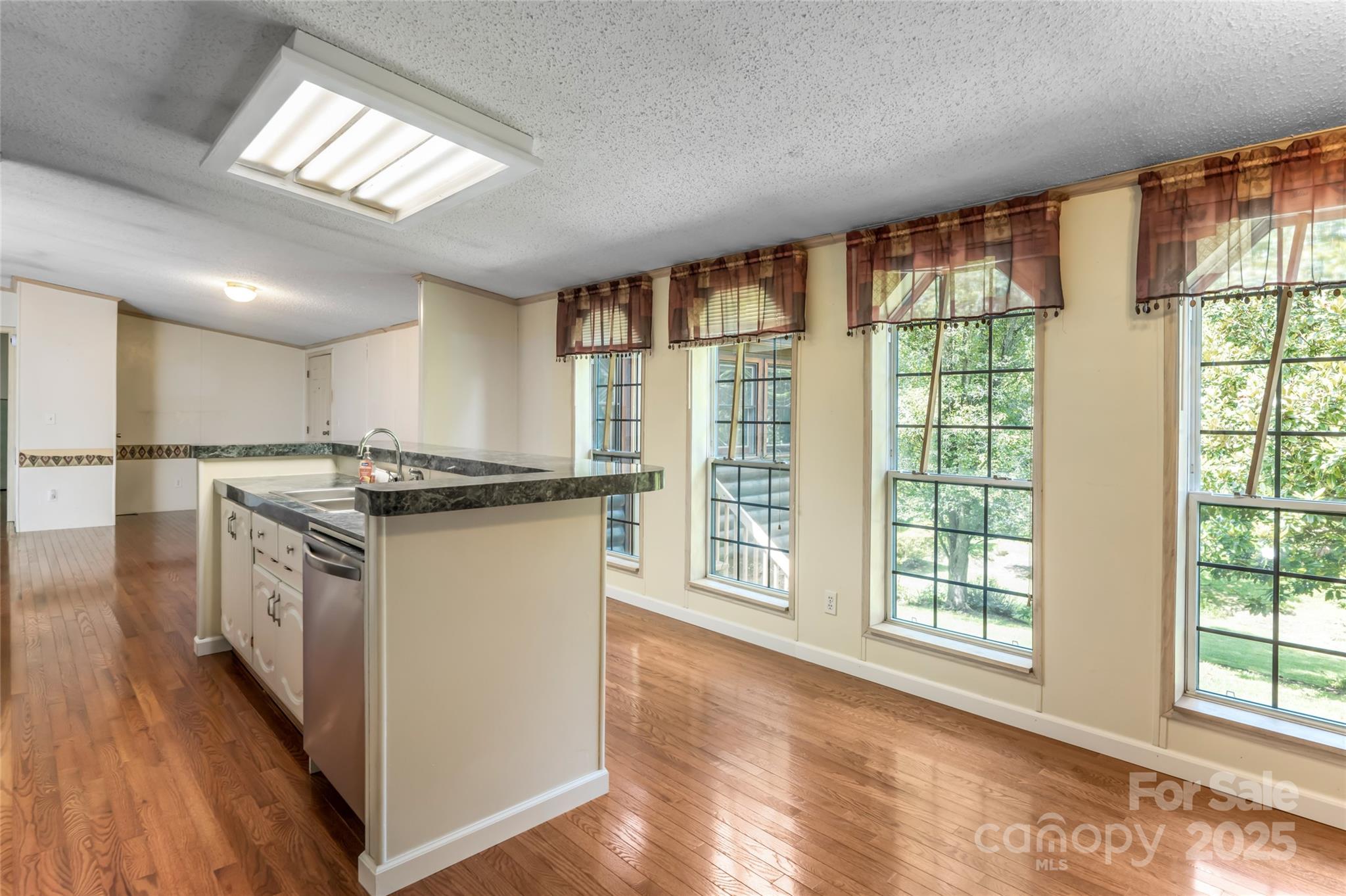 25 Elkins Branch Road Weaverville NC 28787