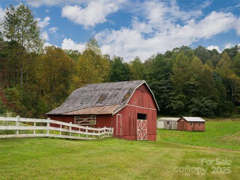 71 Happy Valley Drive Mills River NC 287759