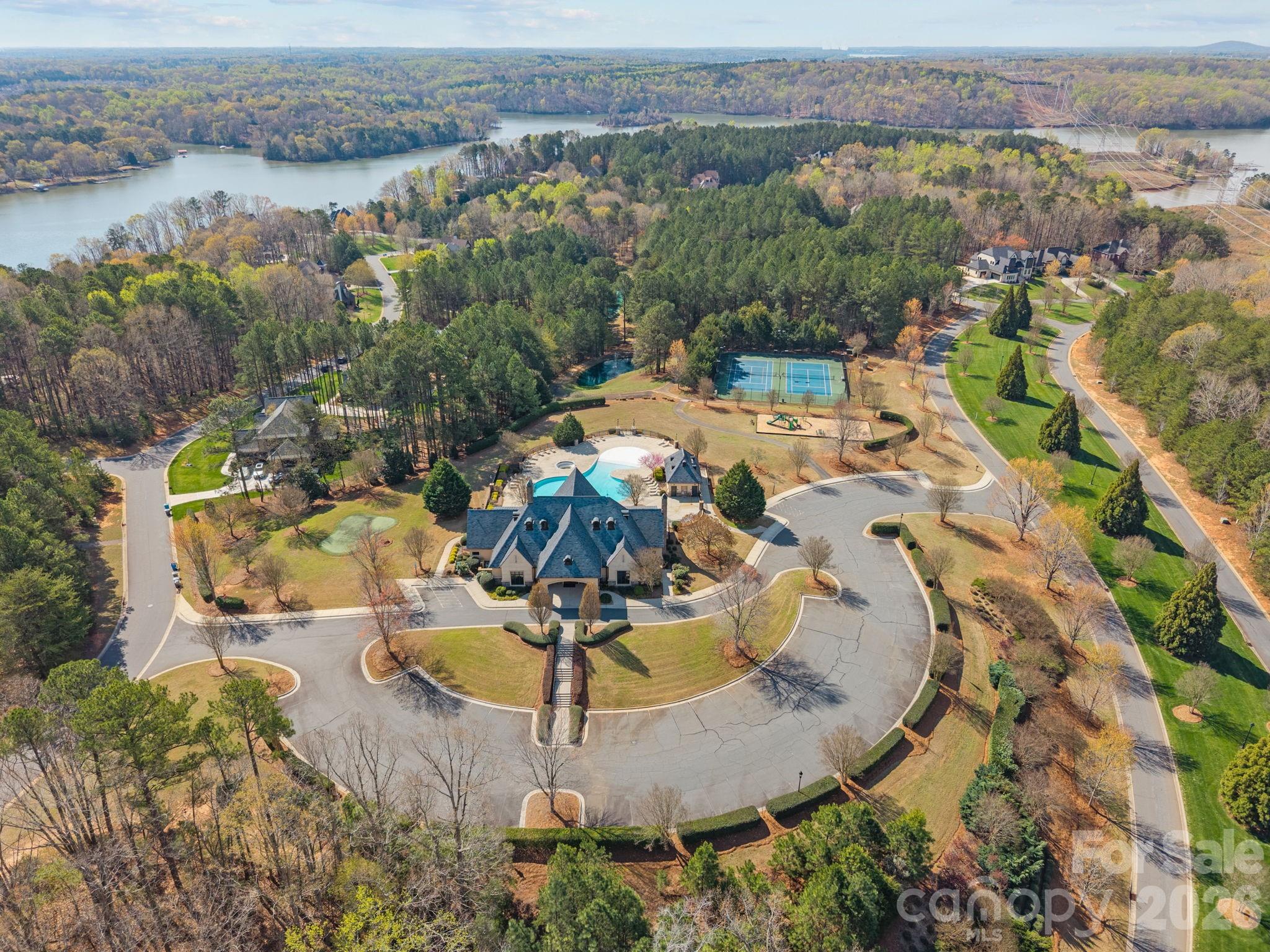 2001 Beauhaven Lane Belmont NC 28012