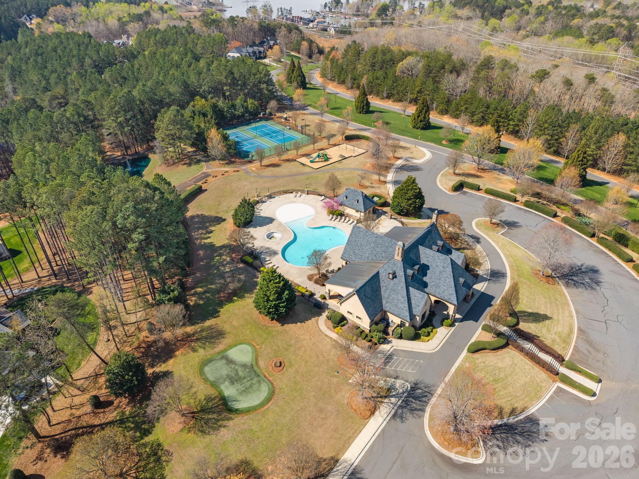 2001 Beauhaven Lane Belmont NC 28012