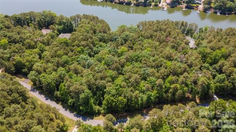1026 Emerald Bay Drive Salisbury NC 28146