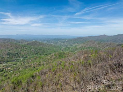 48 Benfield Road Weaverville NC 28787