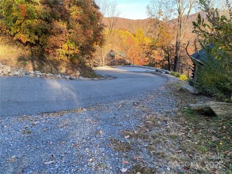 40 Cougar Lane Maggie Valley NC 28751