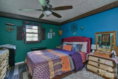 16 Rocking Chair Lane Leicester NC 28748