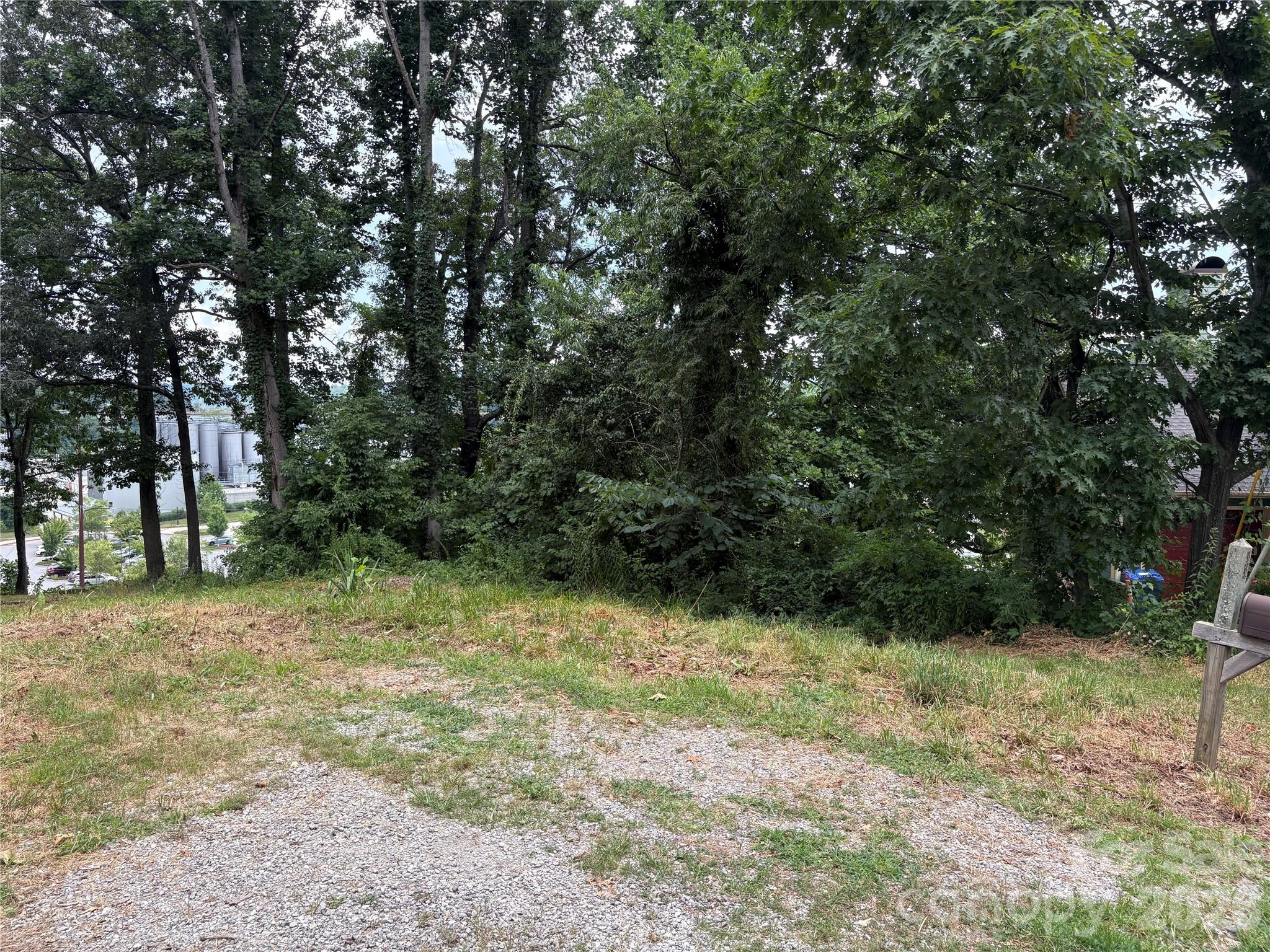 53 Logan Circle Asheville NC 28806