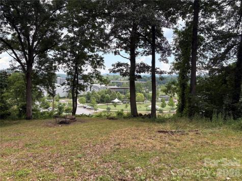 53 Logan Circle Asheville NC 28806
