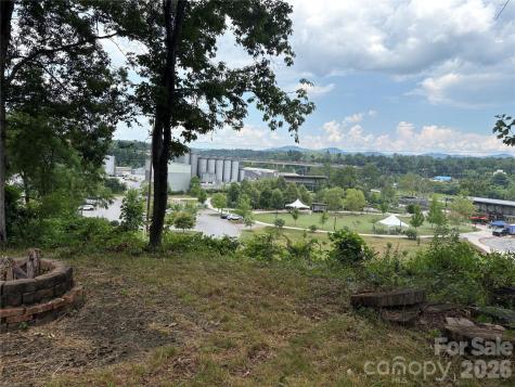53 Logan Circle Asheville NC 28806