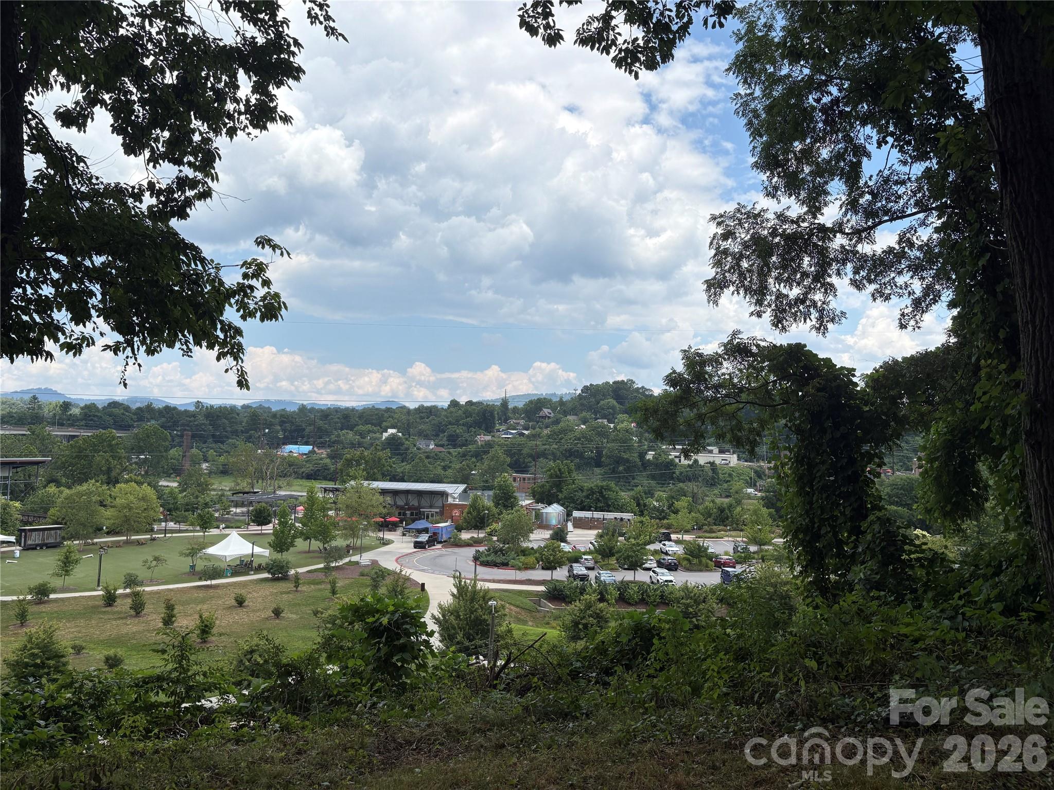 53 Logan Circle Asheville NC 28806