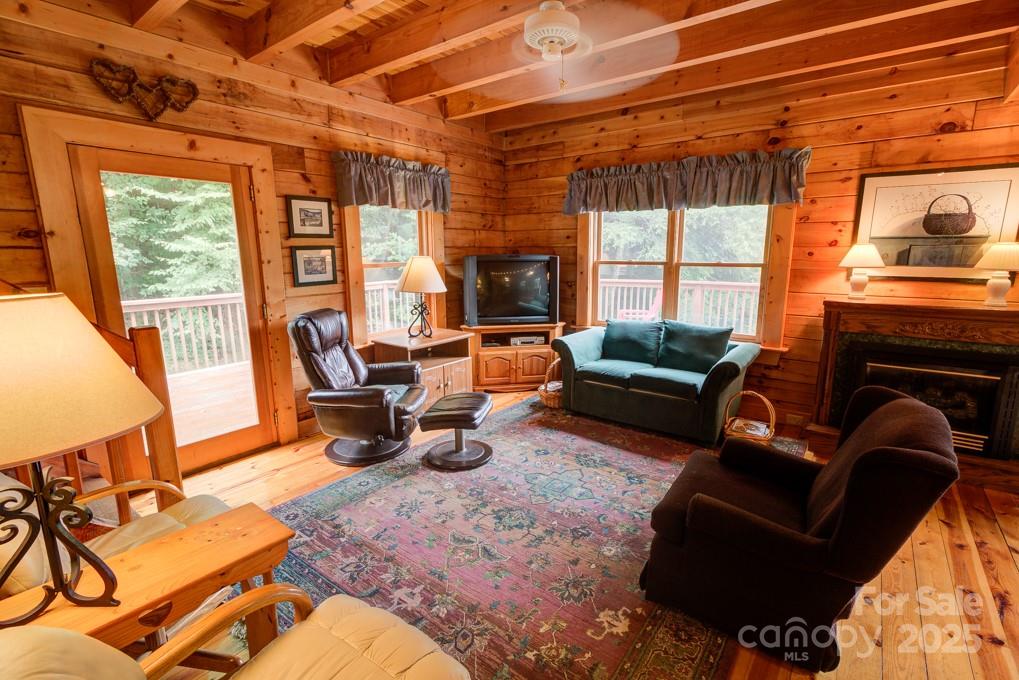 8020 Meadow Fork Road Hot Springs NC 28743