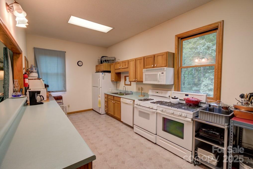 8020 Meadow Fork Road Hot Springs NC 28743