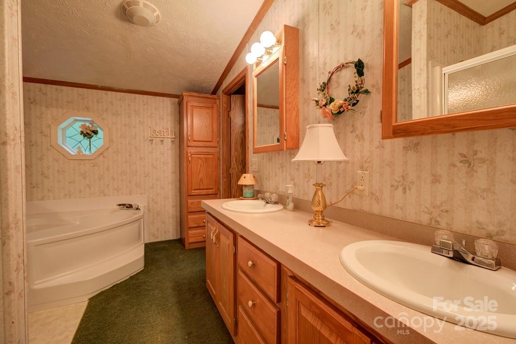 8020 Meadow Fork Road Hot Springs NC 28743