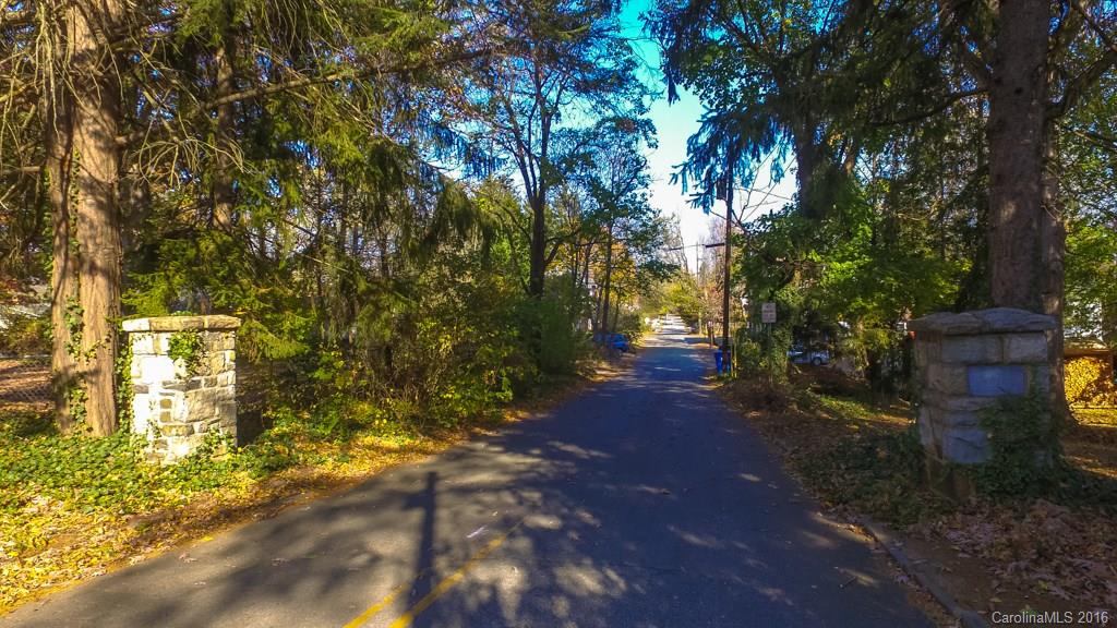 217 Brucemont Circle Asheville NC 28806
