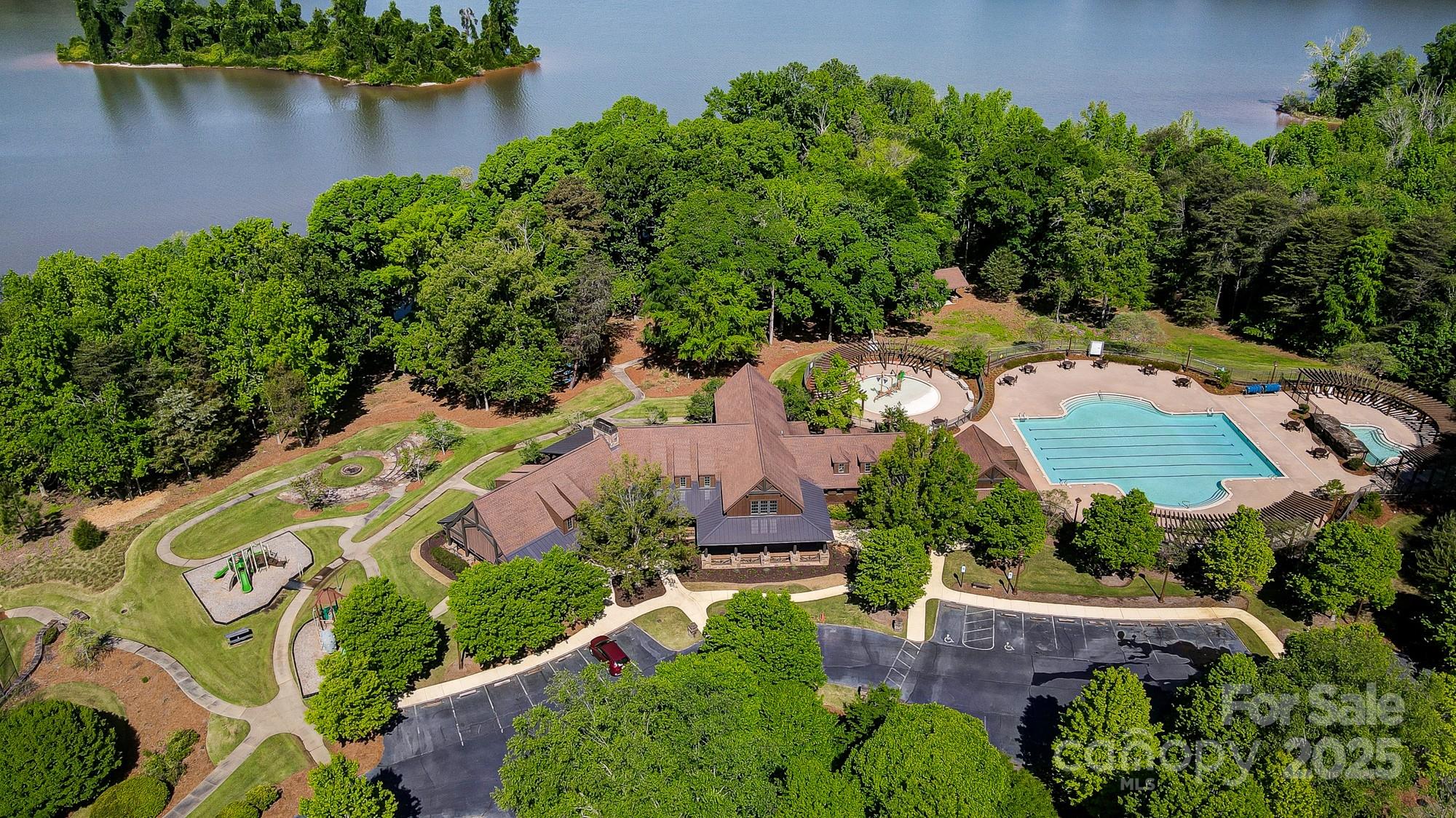 10629 Island Point Road Charlotte NC 28278