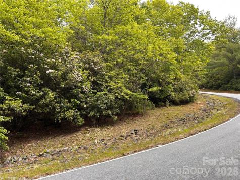 1054 Hawk Mountain Road Lake Toxaway NC 28747