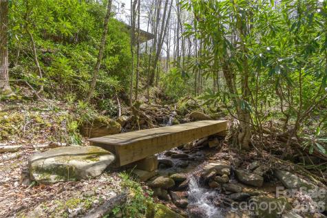 1279 Arborcrest Way Swannanoa NC 28778