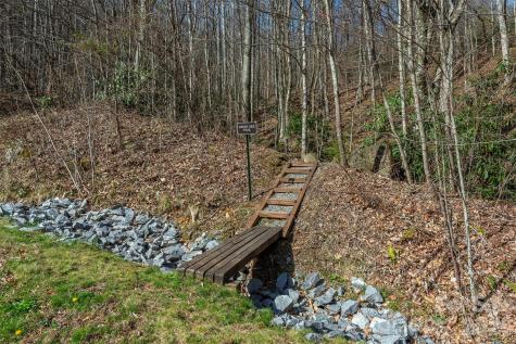 1279 Arborcrest Way Swannanoa NC 28778