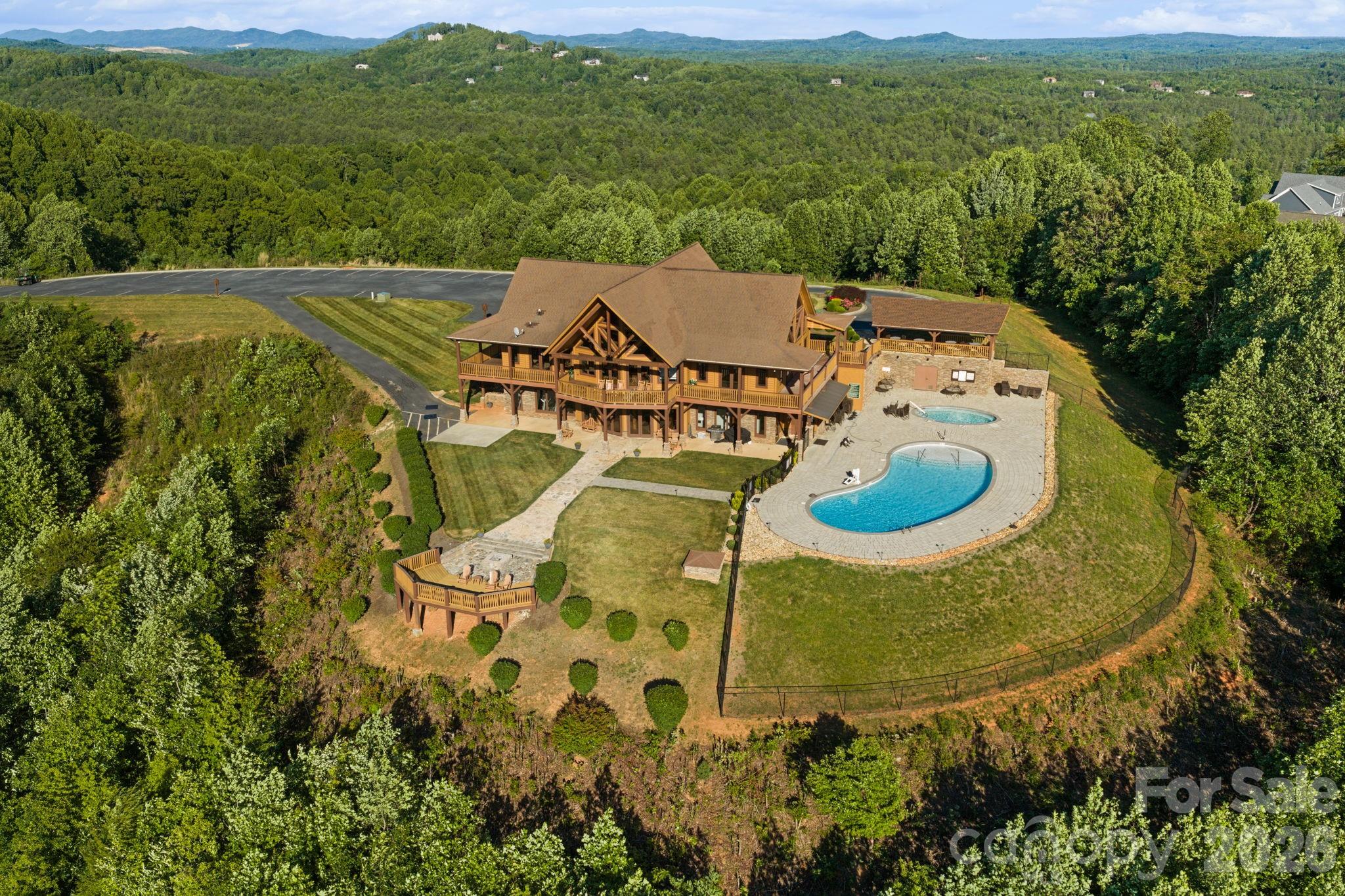 2070 Thoroughbred Way Lenoir NC 28645