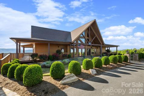 2070 Thoroughbred Way Lenoir NC 28645