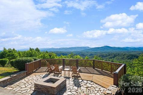 2070 Thoroughbred Way Lenoir NC 28645