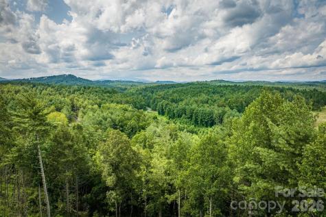 2070 Thoroughbred Way Lenoir NC 28645