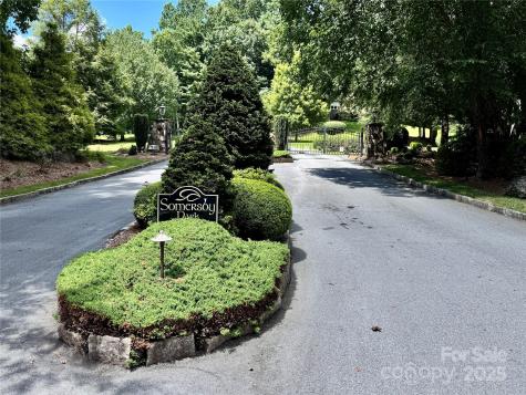 35 Ladys Fern Trail Hendersonville NC 28739