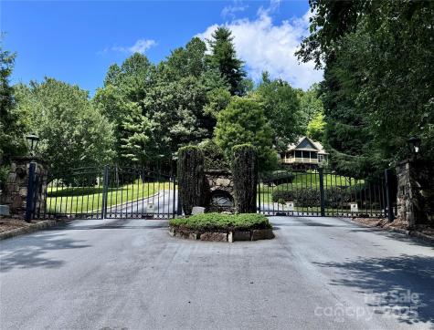 35 Ladys Fern Trail Hendersonville NC 28739