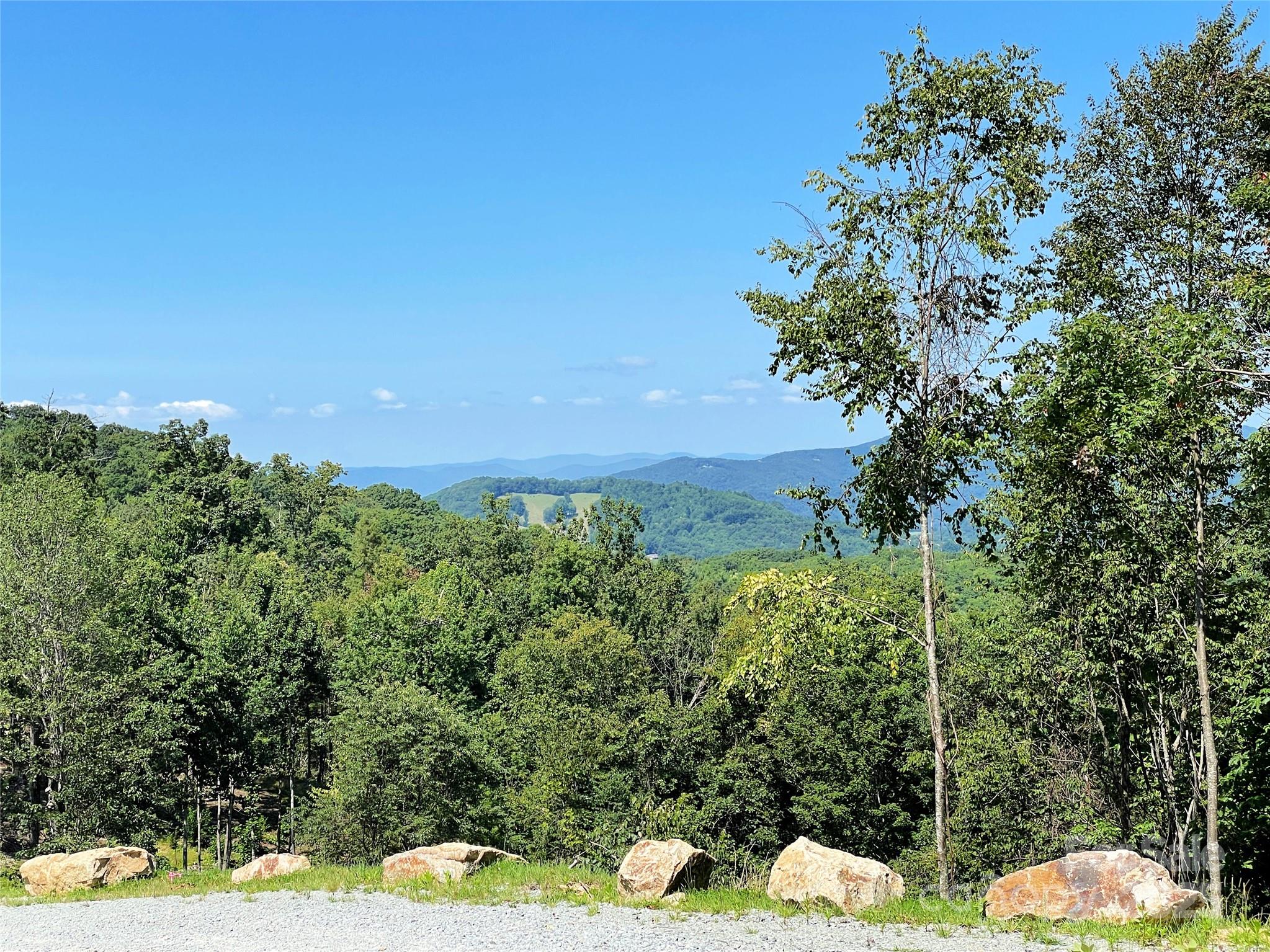 9999 Clouds Rest Drive Banner Elk NC 28604
