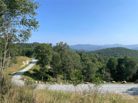 9999 Clouds Rest Drive Banner Elk NC 28604