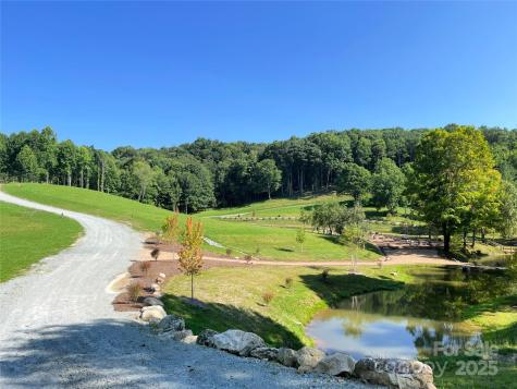 9999 Clouds Rest Drive Banner Elk NC 28604