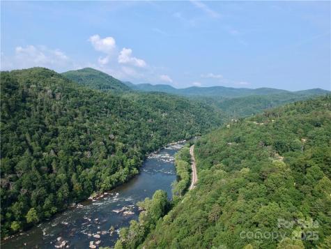 275 Raccoon Run Marshall NC 28753