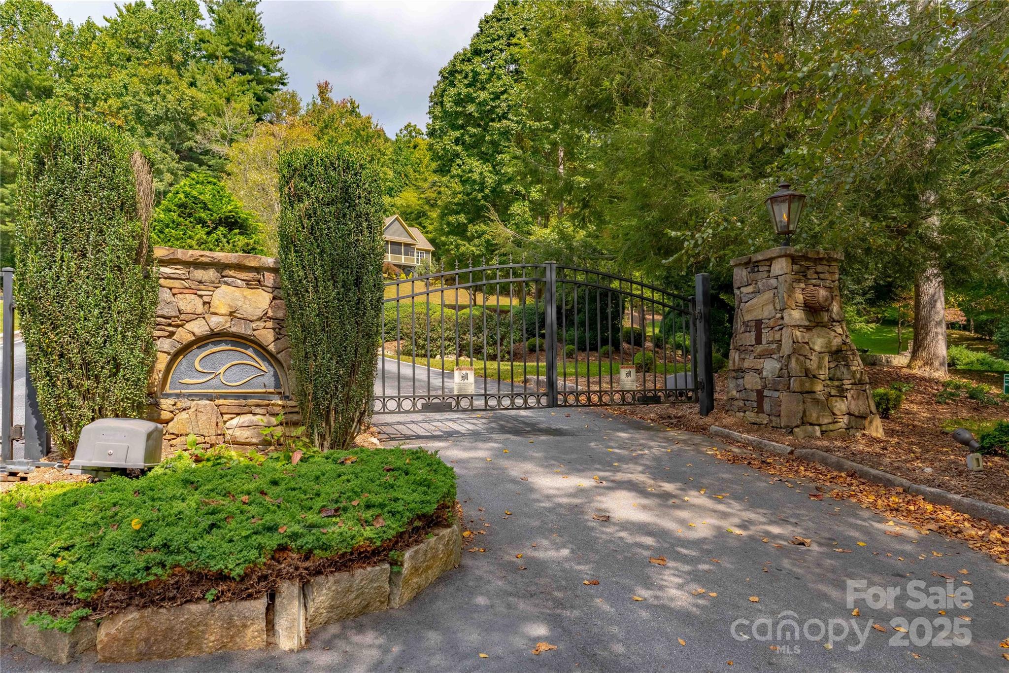 1043 Somersby Parkway Hendersonville NC 28739