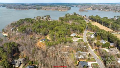 2301 Northview Harbour Drive Sherrills Ford NC 28673