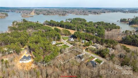 2301 Northview Harbour Drive Sherrills Ford NC 28673