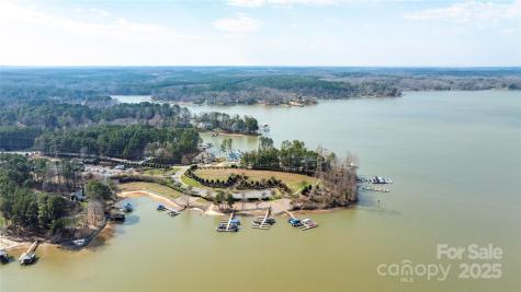 2301 Northview Harbour Drive Sherrills Ford NC 28673