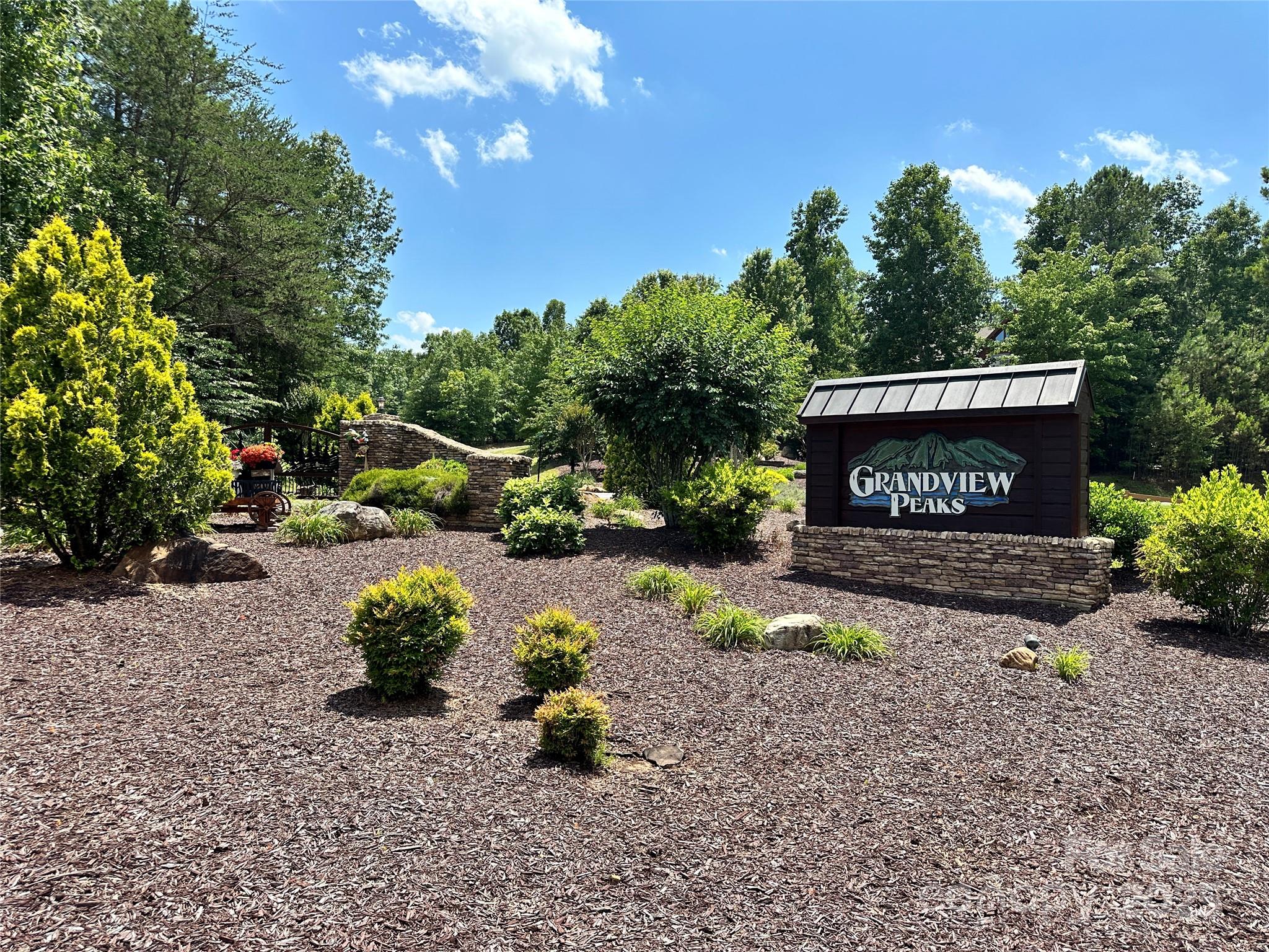 1187 Grandview Peaks Drive Nebo NC 28761