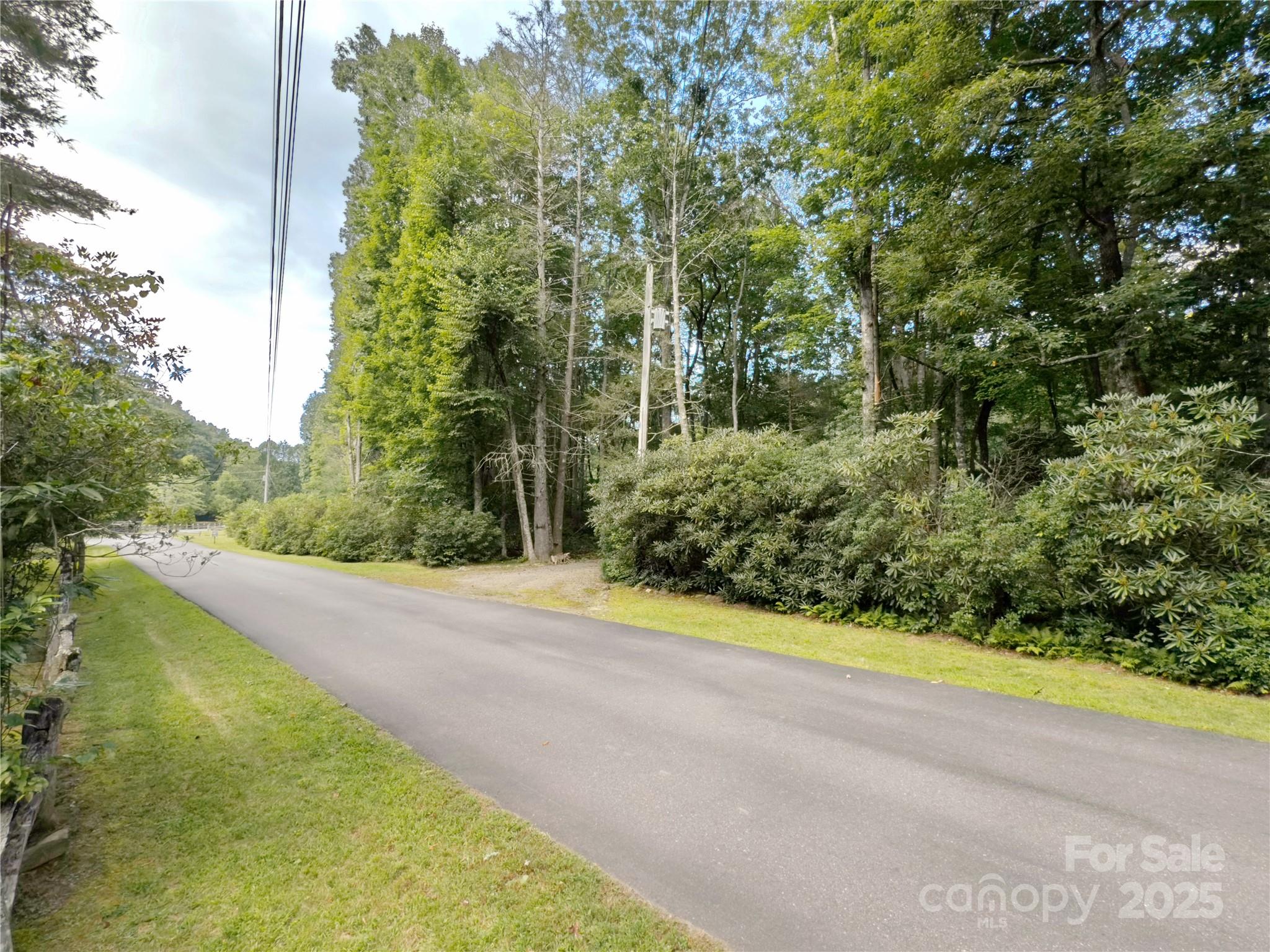 124 Sweetwater Ridge Burnsville NC 28714