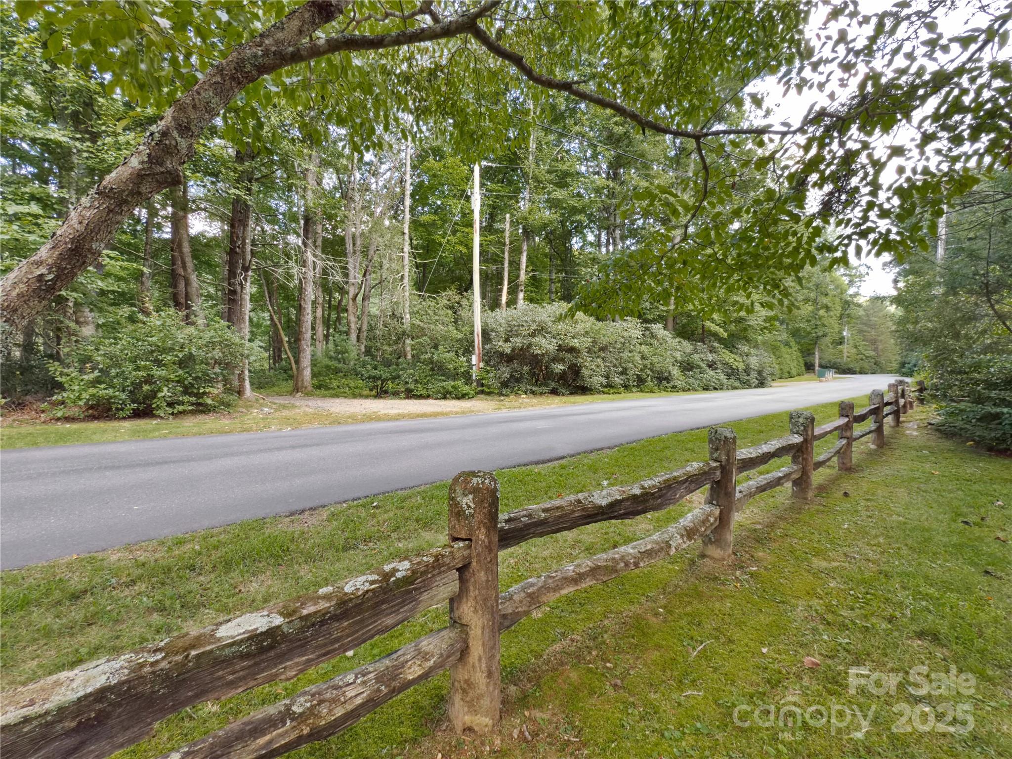 124 Sweetwater Ridge Burnsville NC 28714