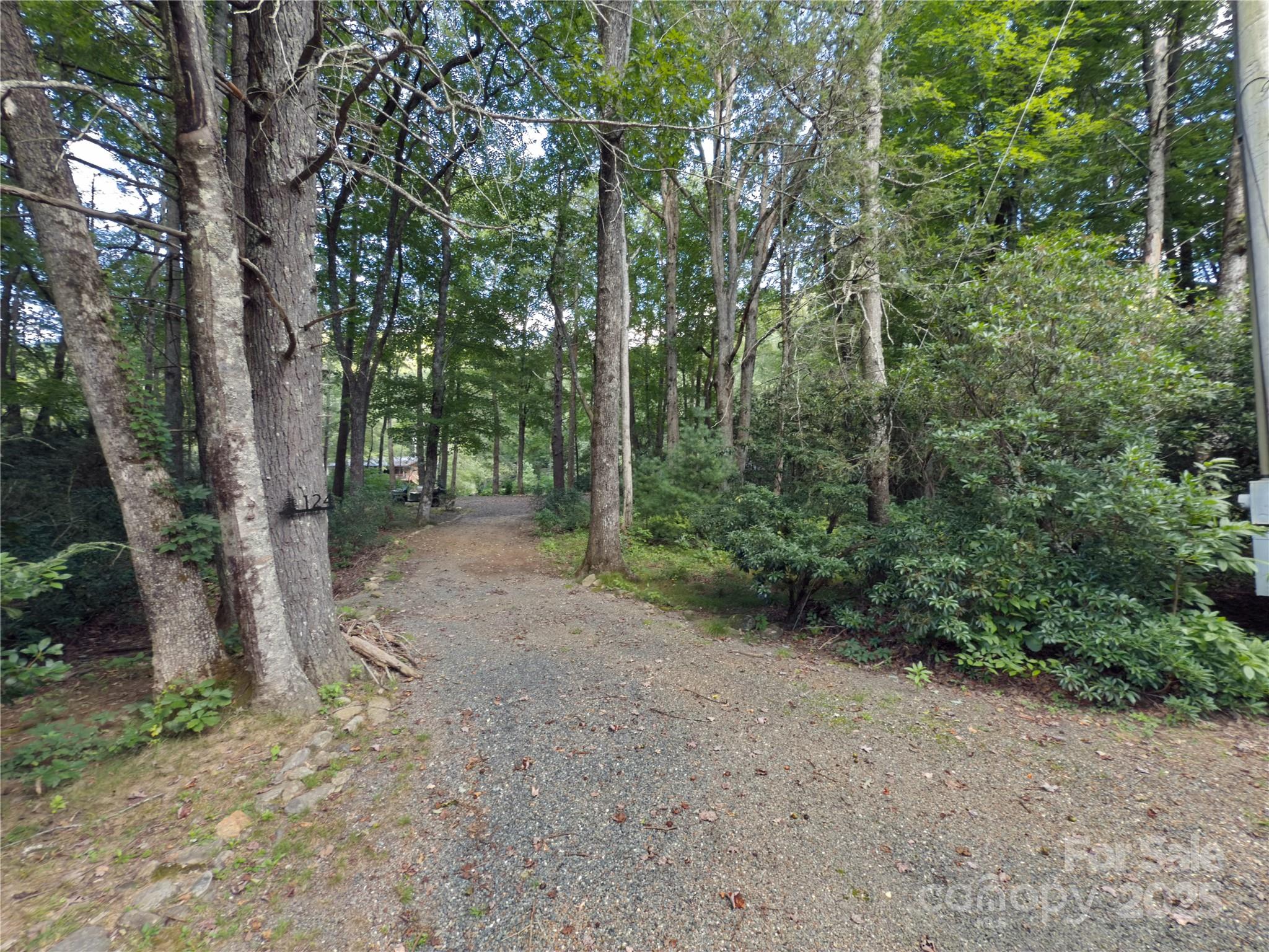 124 Sweetwater Ridge Burnsville NC 28714