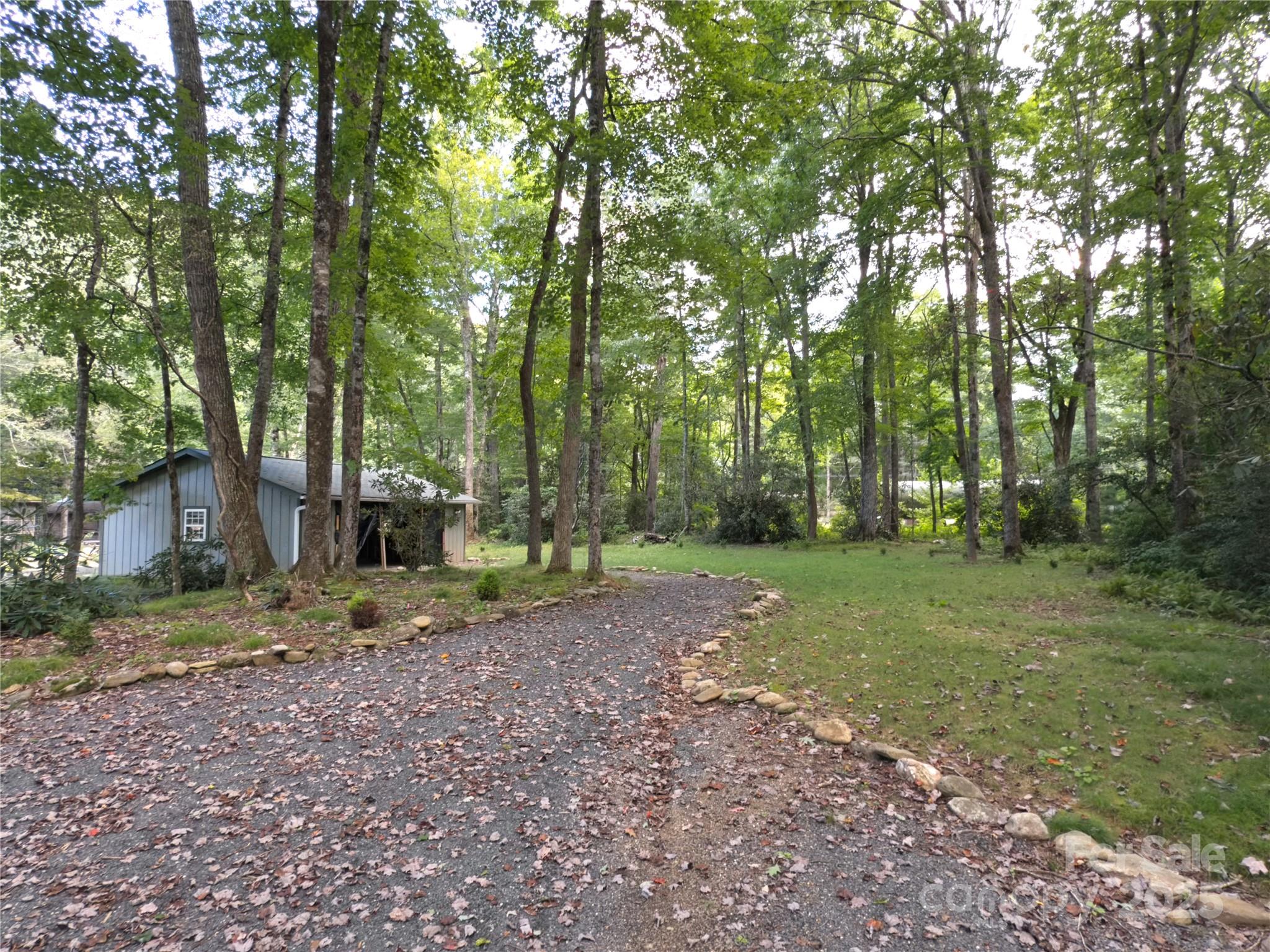 124 Sweetwater Ridge Burnsville NC 28714