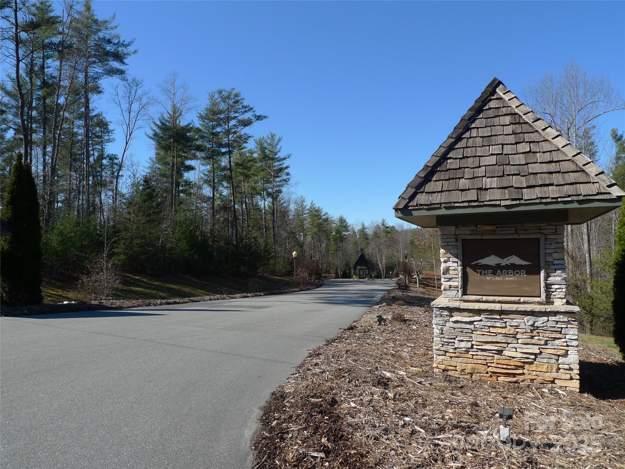 152 Dockside Drive Nebo NC 28761