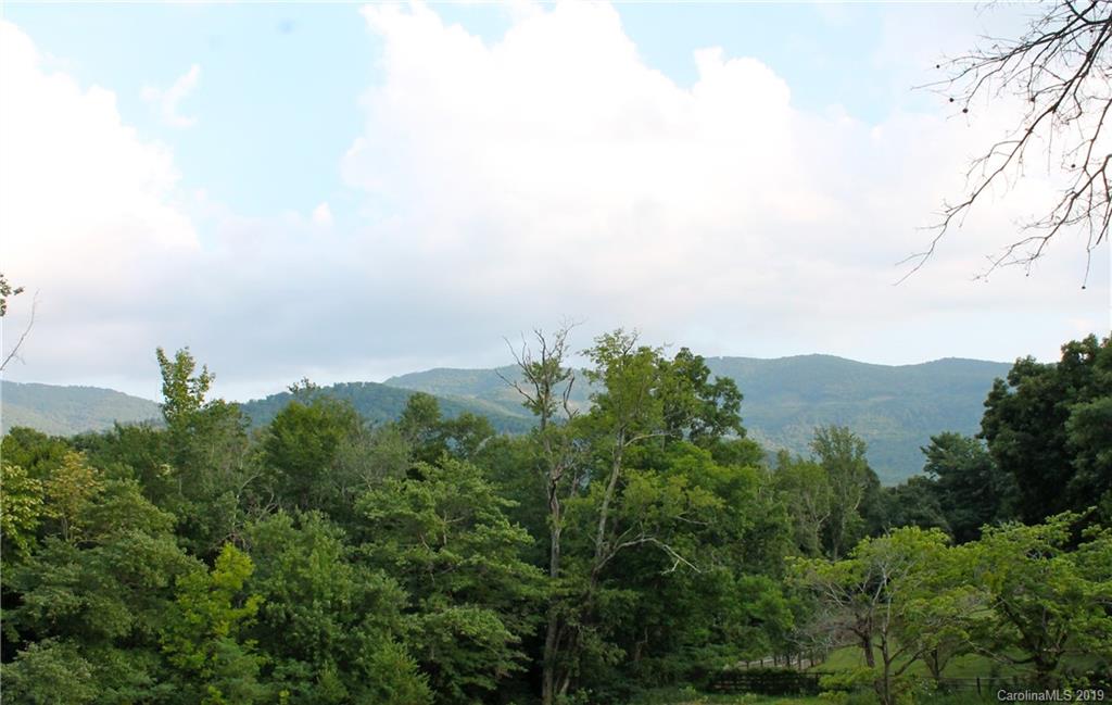 13 Waverly Place Swannanoa NC 28778